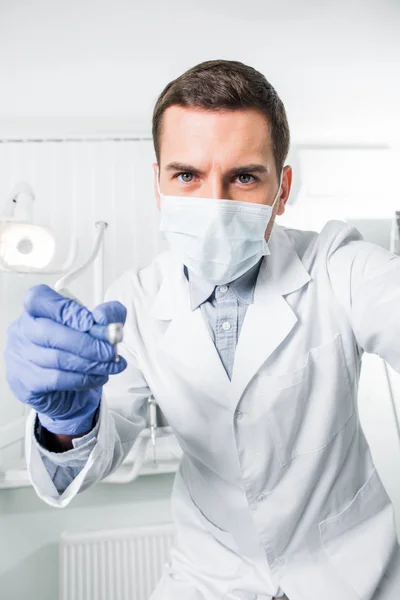 Focused Dentist Latex Gloves Mask Holding Dental Instrument Hand — Stock Photo, Image