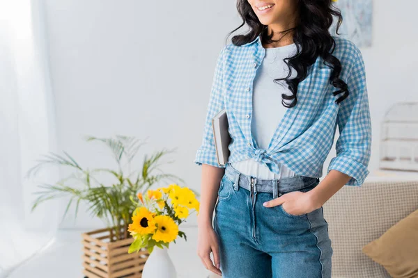 Cropped View African American Woman Plaid Shirt Blue Jeans — Stock Photo, Image