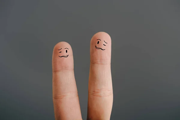 Обрезанный Вид Запутанных Человеческих Пальцев Изолированных Сером — стоковое фото