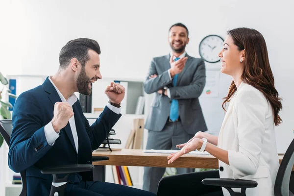 Selective Focus Investors Suits Handsome Advisor Smiling Background Office — Stock Photo, Image