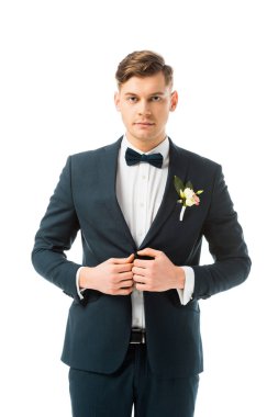 beyaz izole zarif siyah elbiseli ciddi damat