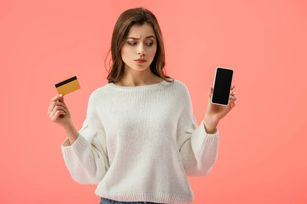 Attractive Brunette Girl Holding Credit Card While Looking Smartphone Blank — Stock Photo, Image