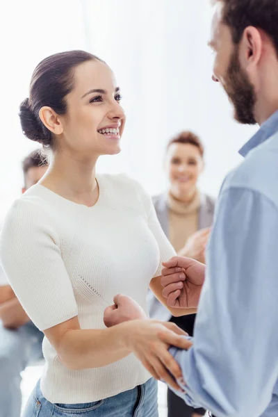 Selective Focus Happy Woman Holding Hands Man Therapy Meeting — Stock Photo, Image