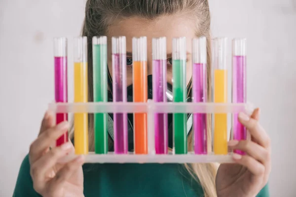 다채로운 테스트 튜브를 — 스톡 사진