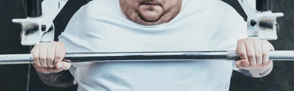 Panoramische Foto Van Overgewicht Man Training Met Barbell Sportschool — Stockfoto
