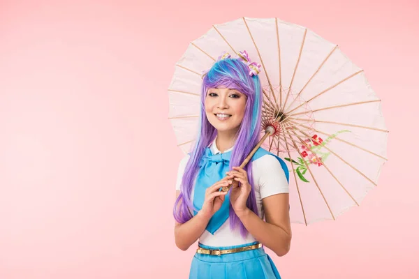 Smiling Asian Anime Girl Wig Holding Paper Umbrella Isolated Pink — Stock Photo, Image