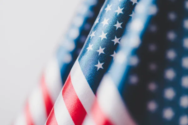 Selectieve Focus Van Usa Nationale Vlaggen Geïsoleerd Grijs Memorial Day — Stockfoto