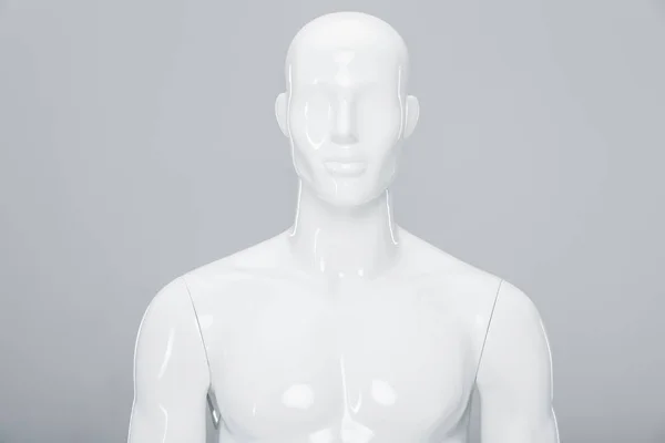 Bílá Plastová Figurína Panenka Izolované Šedé — Stock fotografie