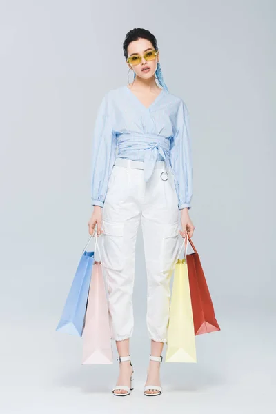 Beautiful Fashionable Girl Shopping Bags Looking Camera Grey — Stock Photo, Image