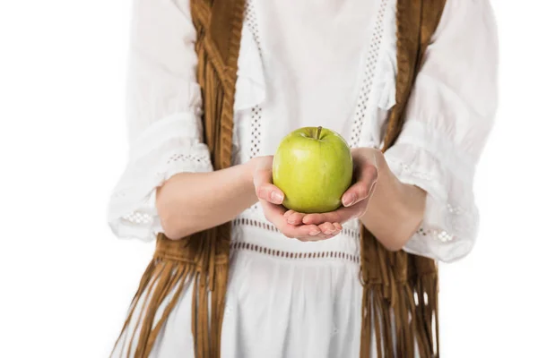 Bijgesneden Weergave Van Meisje Holding Groene Appel Geïsoleerd Wit — Stockfoto