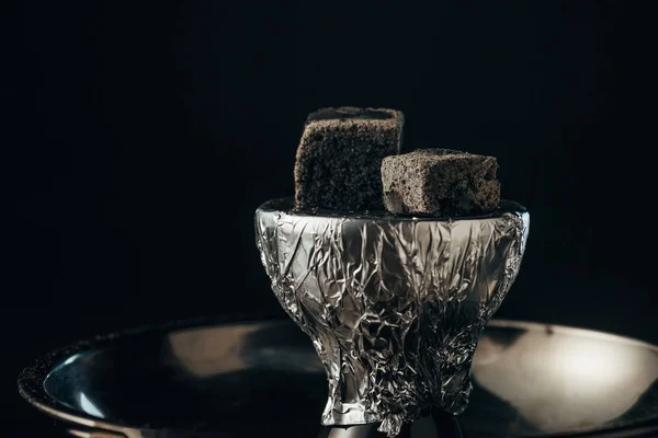 Уголь Чаше Кальяне Изолированы Черном — стоковое фото