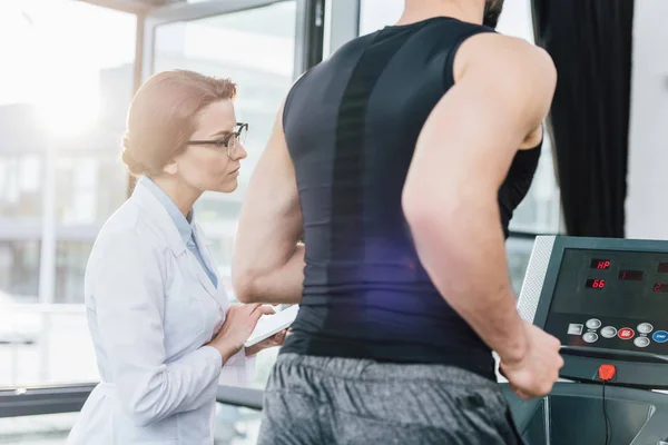 Sportsman Training Treadmill Doctor Endurance Test Gym — Stock Photo, Image