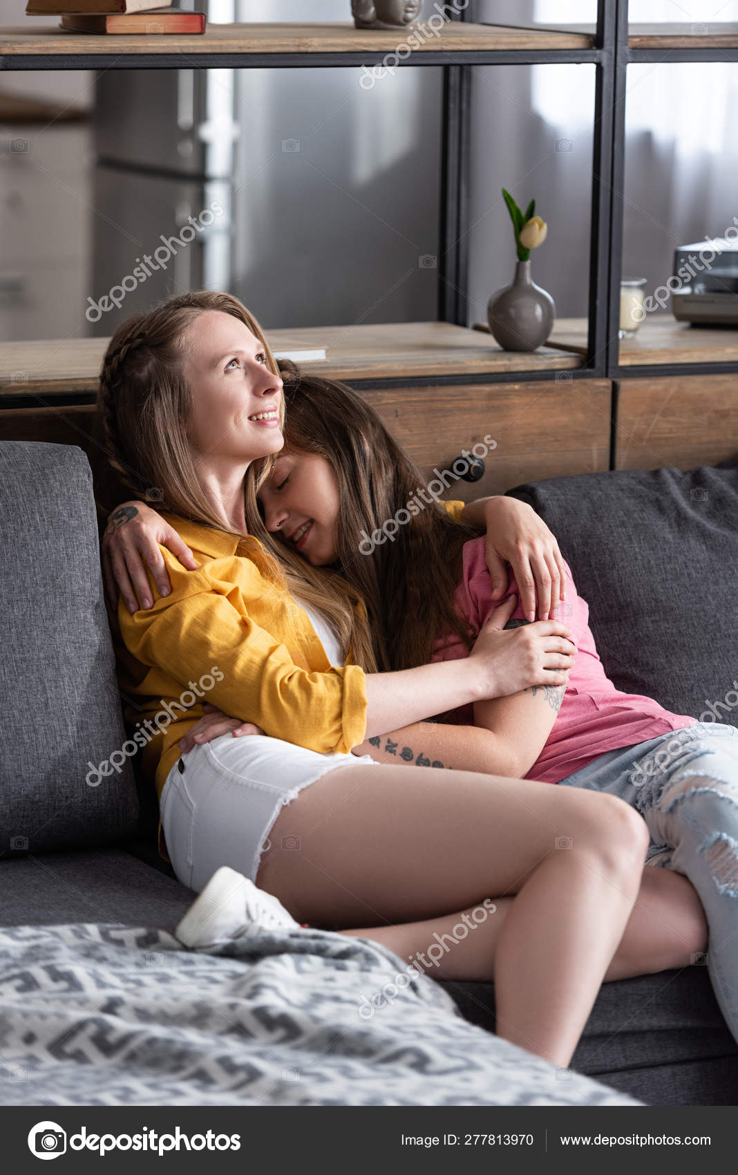 lesbians on sofa Lesbians on sofa