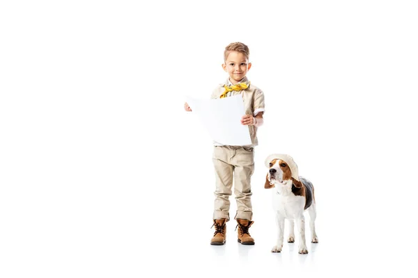 Full Length View Smiling Explorer Kid Holding Placard Beagle Dog — Stock Photo, Image