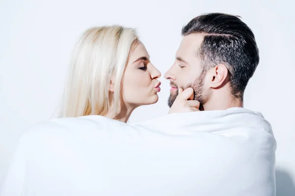 Beautiful Girlfriend Pouting Lips Boyfriend Covered Blanket White — Stock Photo, Image