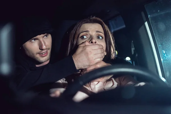 Thief Strangling Beautiful Frightened Woman Car — Stock Photo, Image