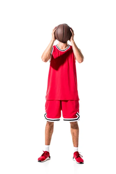 Basketbalspeler Bedekt Gezicht Met Bal Geïsoleerd Wit — Stockfoto
