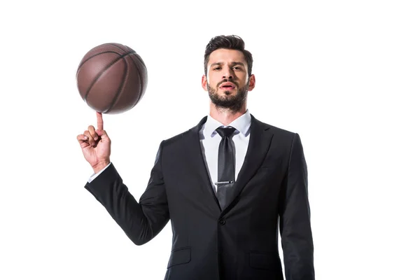 Pengusaha Tampan Dalam Pakaian Formal Berputar Putar Jari Basket Terisolasi — Stok Foto