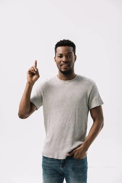 Handsome African American Man Pointing Finger While Standing Hand Pocket — Stock Photo, Image