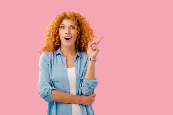 Attractive Excited Redhead Woman Having Idea Isolated Pink — Stock Photo, Image