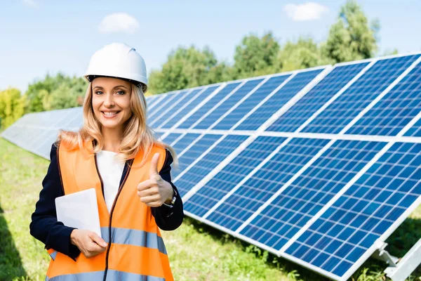 Attractive Businesswoman Hardhat Holding Digital Tablet Showing Thumb — Stock Photo, Image