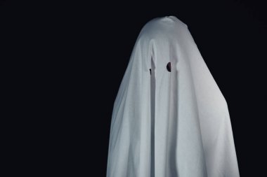 siyah izole beyaz çarşaf korkunç hayalet