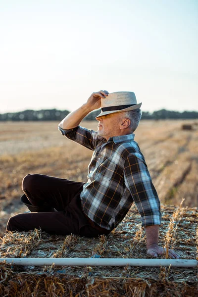 Self Employed Farmer Sitting Bale Hay Touching Straw Hat — Stock Photo, Image