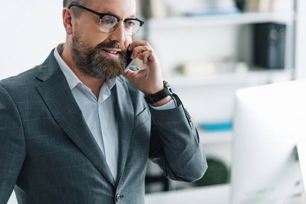 Handsome Businessman Formal Wear Glasses Talking Smartphone — Stock Photo, Image