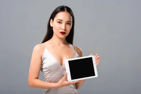 Beautiful Asian Woman Satin Dress Red Lips Holding Digital Tablet — Stock Photo, Image