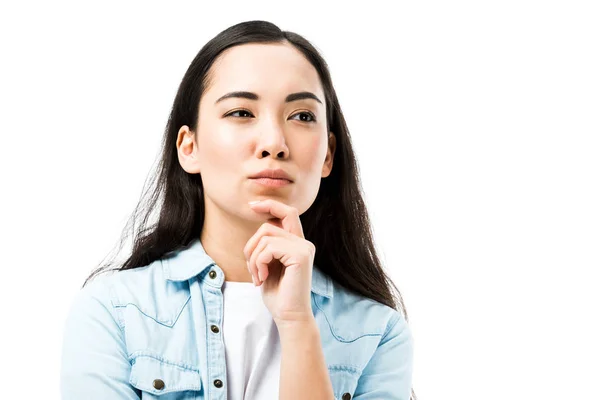 Atraente Pensativo Asiático Mulher Denim Camisa Olhando Afastado Isolado Branco — Fotografia de Stock