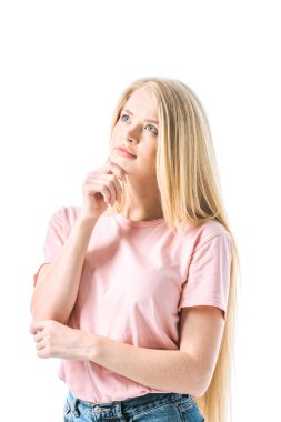 Düşünceli kadın yüzlere dokunuyor. 