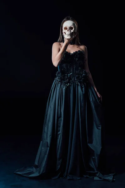 Scary Vampire Girl Black Gothic Dress Holding Human Skull Front — Stock Photo, Image