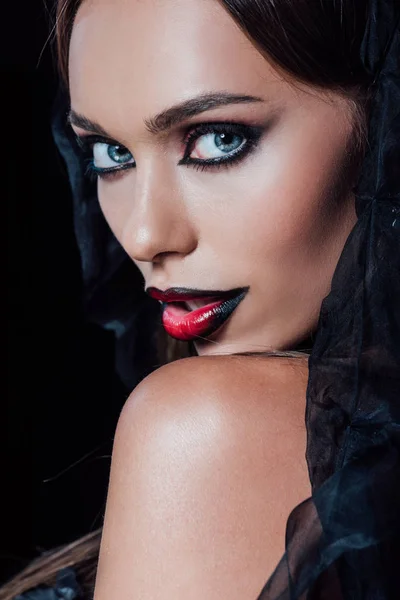 Vampier Meisje Zwart Gothic Jurk Sluier Geïsoleerd Zwart — Stockfoto