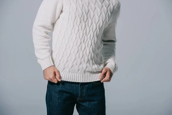 Vista Recortada Del Hombre Posando Suéter Punto Blanco Aislado Gris —  Fotos de Stock
