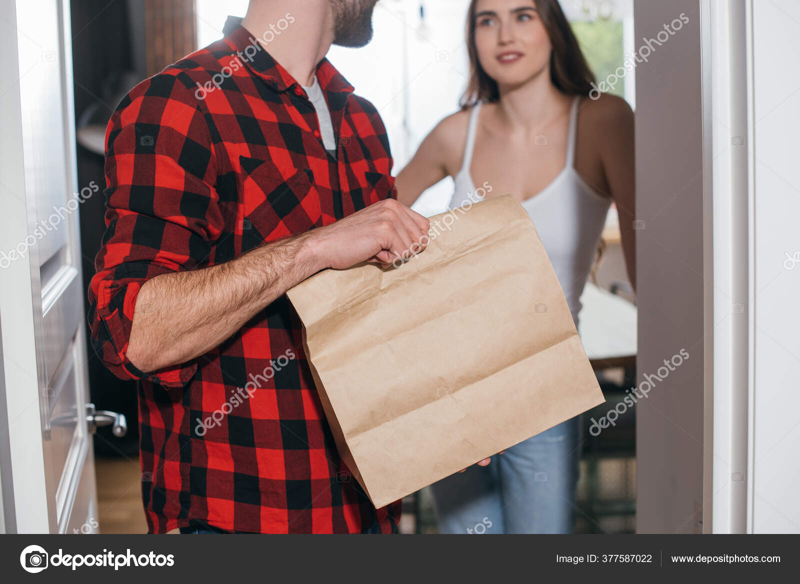 Paper Bag Dating
