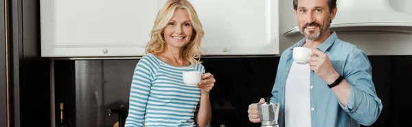 Panoramic Crop Smiling Mature Couple Drinking Coffee Kitchen — Stock Photo, Image