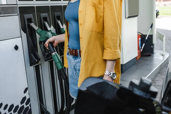 Cropped View Woman Taking Fueling Nozzle Auto Gas Station Urban — Stock Photo, Image