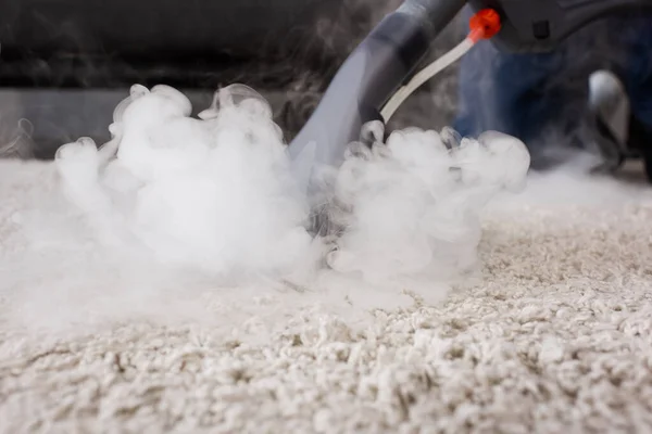 Selective Focus Vacuum Cleaner Hot Steam Carpet Home — Stock Photo, Image