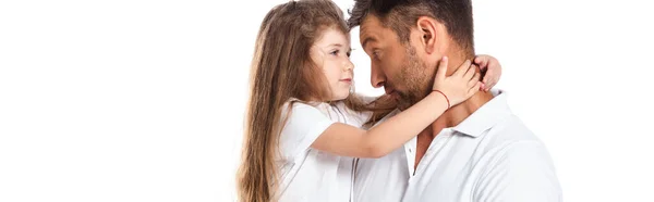 Ιστοσελίδα Κεφαλίδα Χαριτωμένο Παιδί Αγκαλιάζει Τον Πατέρα Απομονώνονται Λευκό — Φωτογραφία Αρχείου