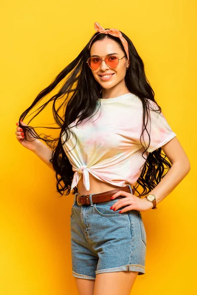 Smiling Stylish Summer Brunette Girl Hand Hip Yellow Background — Stock Photo, Image