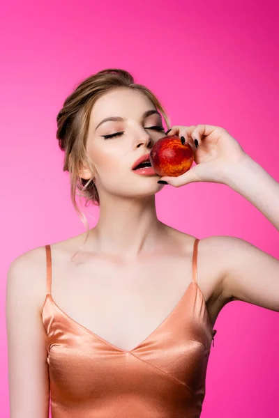 Elegant Beautiful Blonde Woman Closed Eyes Holding Peach Isolated Pink — Stock Photo, Image