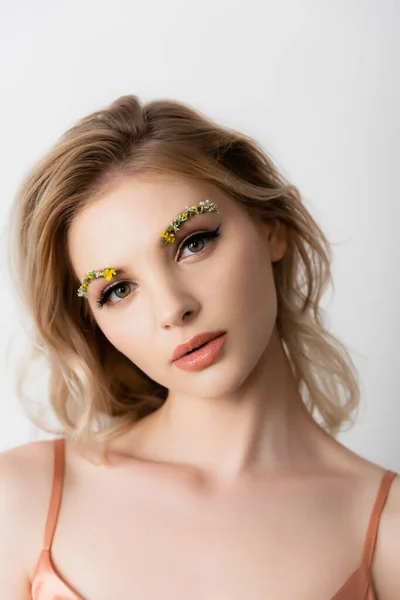 Beautiful Blonde Woman Wildflowers Eyebrows Looking Camera Isolated White — Stock Photo, Image