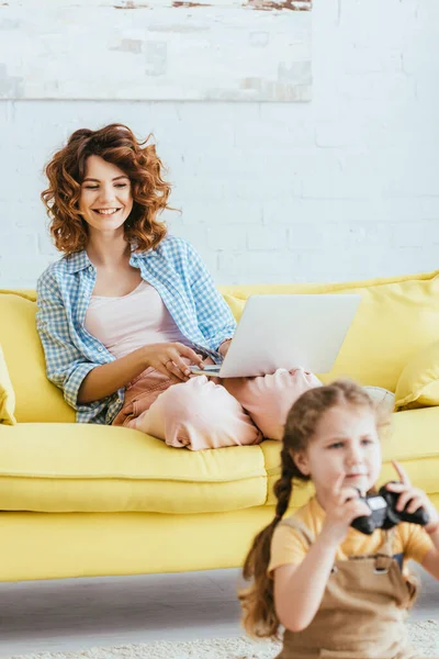 Kyiv Ukraine June 2020 Selective Focus Smiling Nanny Working Laptop — Stock Photo, Image