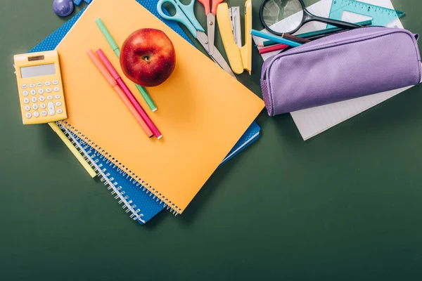 Top View Ripe Apple Felt Pens Multicolored Copy Books School — Stock Photo, Image