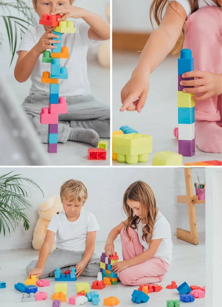 Colagem Irmão Irmã Pijama Sentado Chão Brincando Com Blocos Construção — Fotografia de Stock