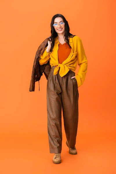 Full Length Joyful Woman Autumn Outfit Holding Leather Jacket Standing — Stock Photo, Image