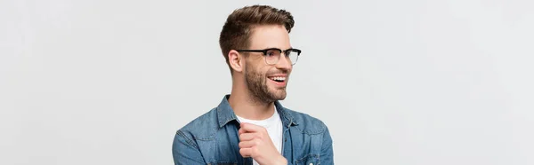 Hombre Alegre Camisa Mezclilla Gafas Aisladas Gris Bandera — Foto de Stock