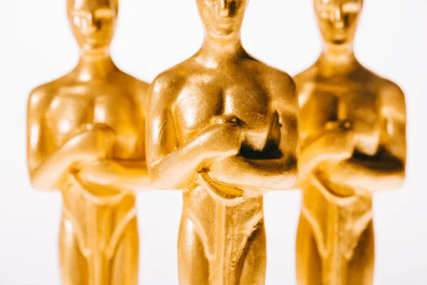 QUIIV, UCRÂNIA - JANEIRO 10, 2019: close up of golden oscar awards isolated on white — Fotografia de Stock