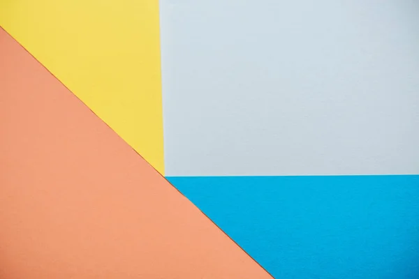 Вид зверху на барвистий геометричний фон з простором для копіювання — стокове фото