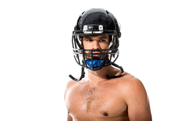 Jugador de fútbol americano sin camisa en casco aislado en blanco - foto de stock